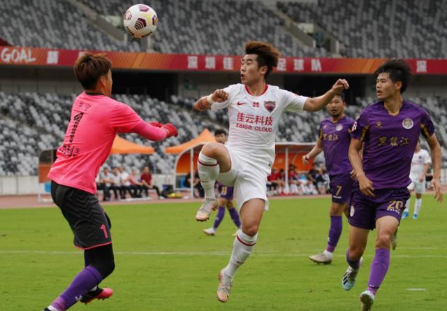 b体育下载-【热身】金特罗2球郑达伦建功 深足4比3黑龙江